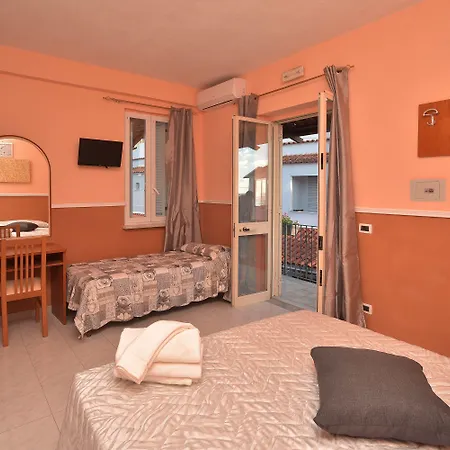 Junior Hotel Village-3