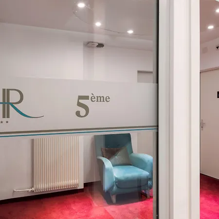 Hotel Rousseau-3