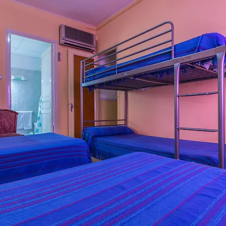 Hostal Urgell-2