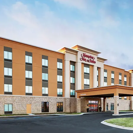 Hampton Inn & Suites Chicago/Waukegan-2