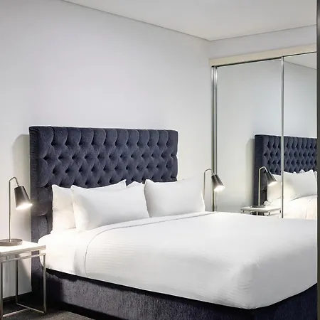 Meriton Suites Campbell Street, Sydney-3