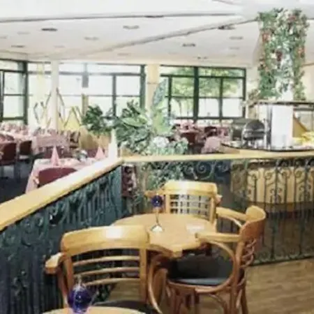 Grandhotel Esplanade-2