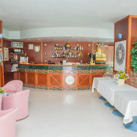 Hotel Costazzurra-3
