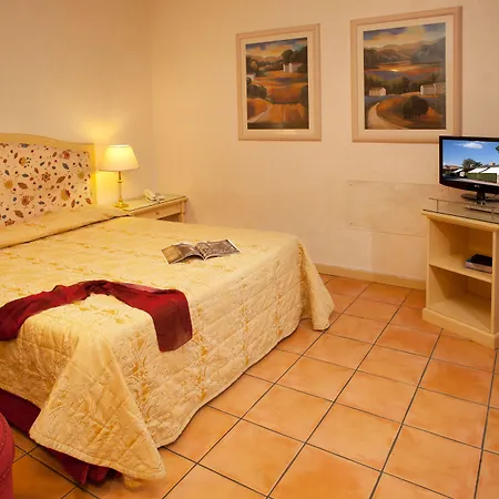 Hotel Piccolo Borgo-3