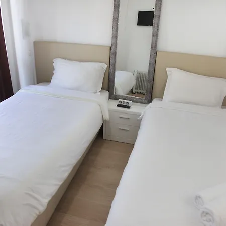 Lisbon Suite Home-3