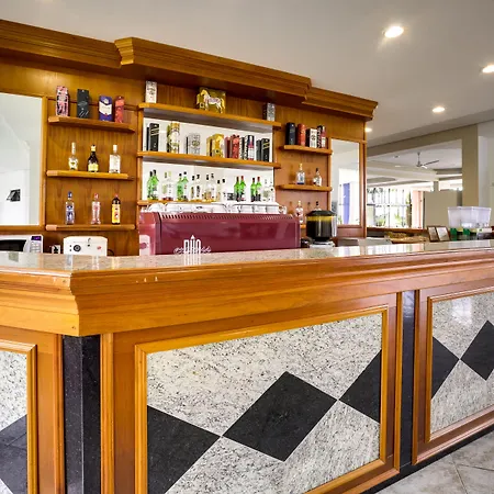Hotel San Isidro-2
