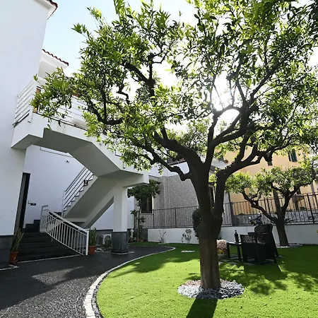 Slopes Suites And Spa-3