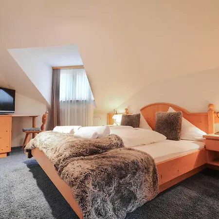 Chalet Madlein-2