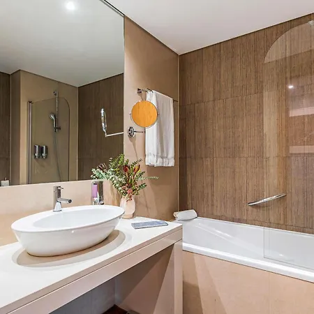 Mercure Lisboa Almada-2