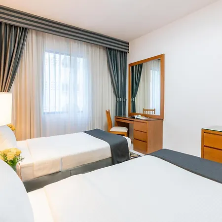 Golden Sands Hotel Apartments-3