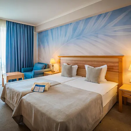Dit Majestic Beach Resort-2