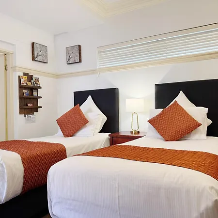 Cobb & Co Court Boutique Hotel-3