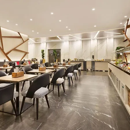 Tryp By Wyndham Dubai-2