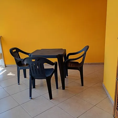Haja Luz Casa Pousada 1 em Itaquaquecetuba-3