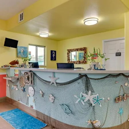 The Island Hotel Near Beach Port Aransas-2