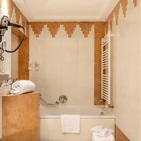 Hotel Sanpi Milano-3