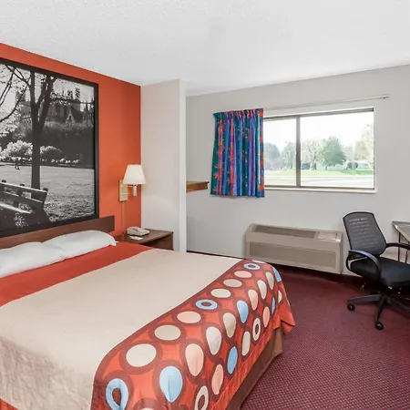 Super 8 By Wyndham Washington/Peoria Area-2