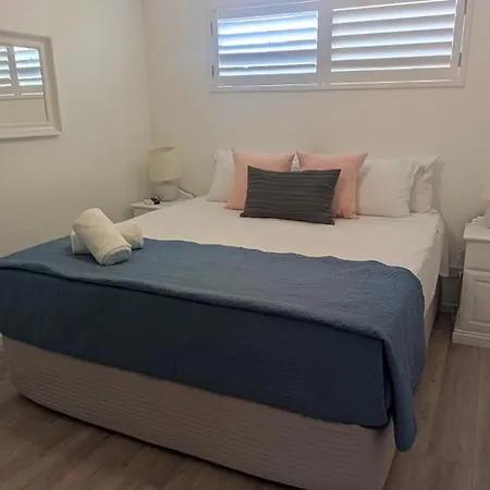 Rainbow Getaway Holiday Apartments-2