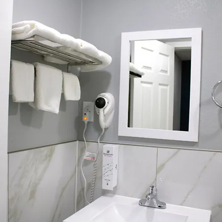 Havenpointe Inn & Suites-3