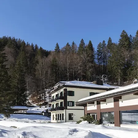 Chalet By Hotel Bad Serneus-3