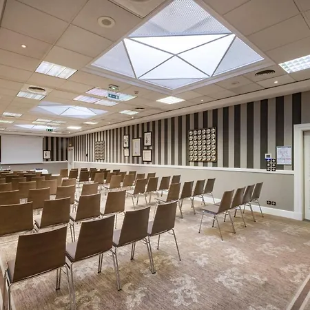 Holiday Inn Nice By Ihg-2