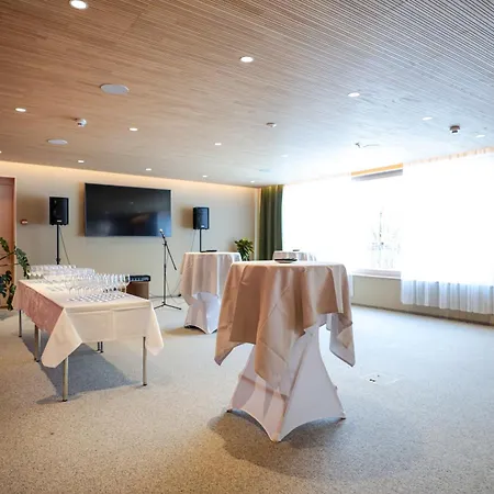 Aves Hotel Savognin-2