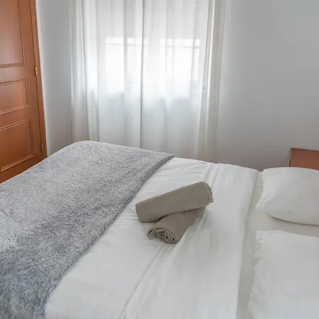 Baleal Guesthouse - Yoga Included-2
