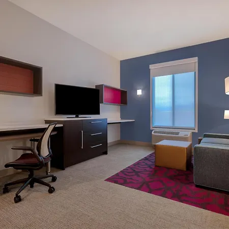 Home2 Suites By Hilton Redding-3