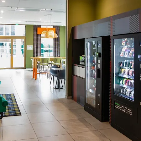 Easyhotel Paris Nord Aubervilliers-3