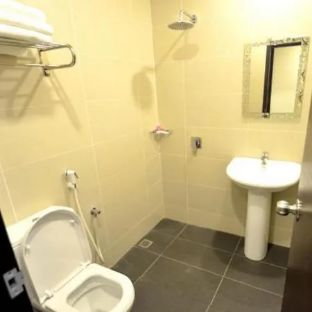 Cathay Hotel-3