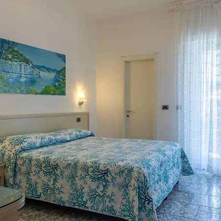 Hotel Riviera-3