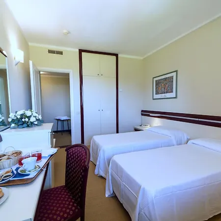 Hotel Fabricia-2