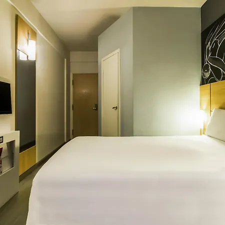 Ibis Uberaba-2