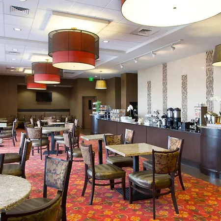 Ramada Plaza By Wyndham Orlando Resort & Suites Intl Drive - Newly Renovated!-2