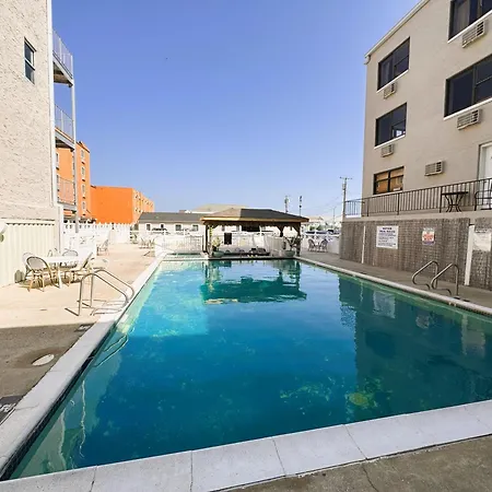 Oceanic Hotel-2