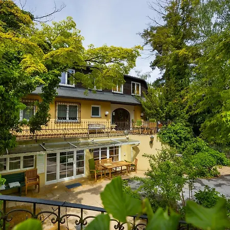 Hotel Restaurant - Häuserl im Wald Graz-3