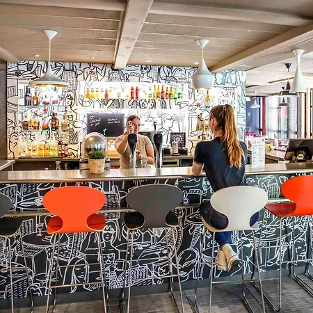 Ibis Bourges Centre, Hotel Restaurant-3