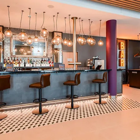Premier Inn Mannheim City Centre-2