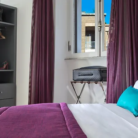 Boutique Centrale Relais-3