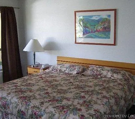 Hillsdale Inn-2