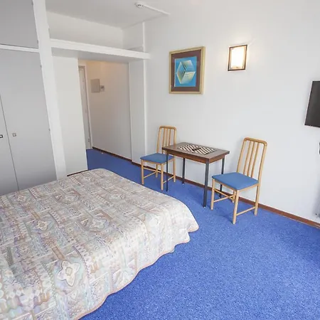 Hotel Moderne-2