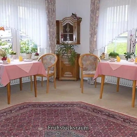 Pension Haus Linden-3