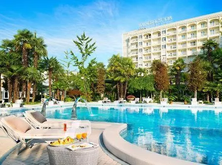 Grand Hotel Trieste & Victoria - Contemporary Thermal Luxury Spa-2