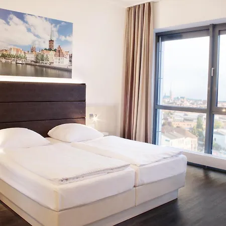 Viva Hotel Luebeck-3