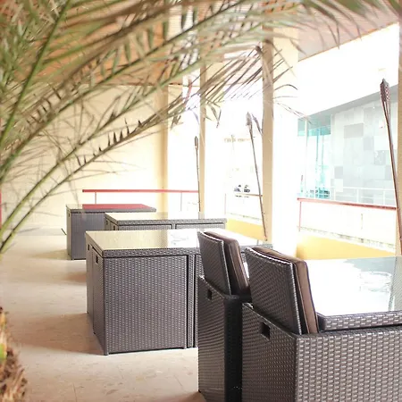 Hotel M-2