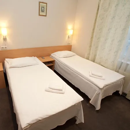 Toss Hotel-3
