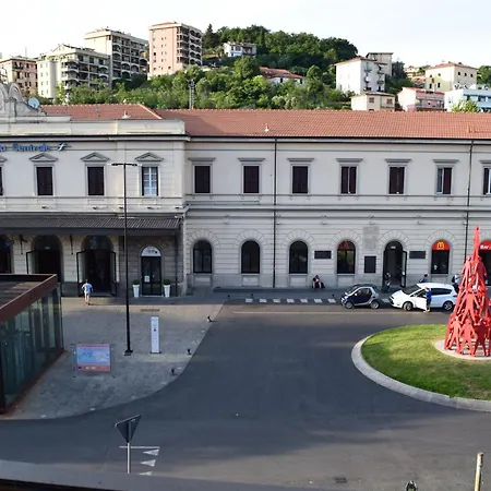 Hotel Mary-2