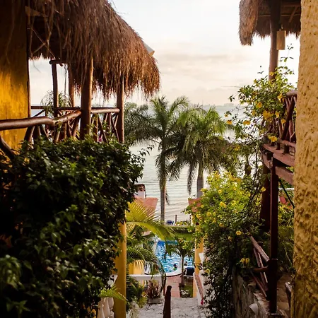 Hotel La Joya Isla Mujeres-3