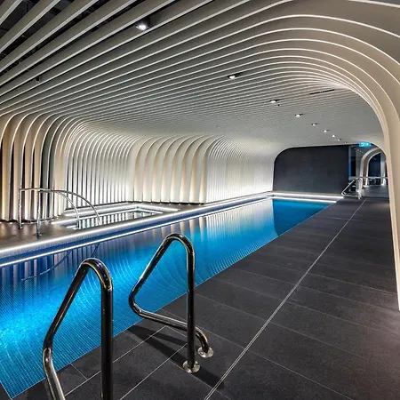 Skye Suites Sydney-2