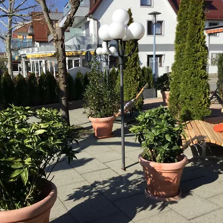 Hotel Knaus am Hafen-3